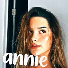 Freda LeBlanc's Instagram, Twitter & Facebook