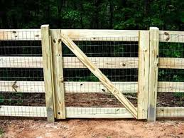 It offers a genuine rustic look and is a very aesthetically pleasing fence design. Split Rail Fence Gate Design Fences Design For Outdoor Garden Youtube