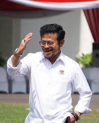 See more of syahrul yasin limpo on facebook. Syahrul Yasin Limpo Komandan Yang Diminta Jokowi Urus Pangan Kumparan Com