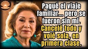 Gladys Puga's Instagram, Twitter & Facebook