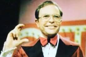 Un día como hoy, en 2006, muere el presentador mexicano Raúl Velasco. Raúl  Velasco Ramírez nació el 24 de abril de 1933 en Celaya, Guanajuato: y sin  duda alguna es uno de