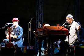 0 ratings0% found this document useful (0 votes). Barletta Ha Amato Lucio Dalla E Francesco De Gregori