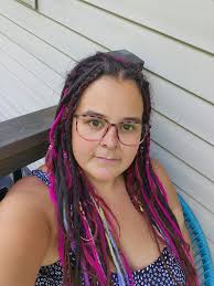 What is a good oil when having synthetic dreads in, thanks