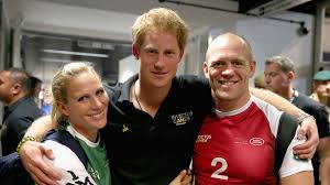 Zara tindall (née phillips) is, in my opinion, one of the british royal family's most underrated members. Wieder Schwanger 2 Baby Fur Queen Enkelin Zara Phillips Promiflash De