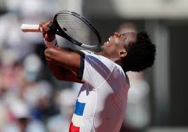 Apr 03, 2021 · — gael monfils (@gael_monfils) april 3, 2021 another photo of the rock, next to some other big rocks, and of the happy couple: Annus Horribilis For French Men At Roland Garros Reuters