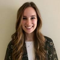 Amanda Blais's Instagram, Twitter & Facebook