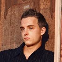 Robert Gabrielsen's Instagram, Twitter & Facebook