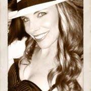 Sara Sessions's Instagram, Twitter & Facebook