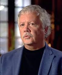 Colin Ross's Instagram, Twitter & Facebook