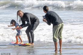 Pictures and other zoe saldana shares a photo of her twins photos at abc news Zoe Saldana Enjoys Fun Beach Day In Malibu With Hubby Marco Perego And Their Kids Readsector