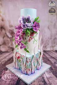 Accessibility Of Cake Decorators May Be Limited At The Pastry Shop Of Your Choice An Early Chat With The Crazy Wedding Cakes Amazing Wedding Cakes Floral Cake