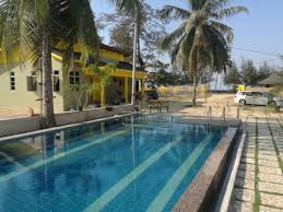 Chalet terapung by rz riverlodge. Homestay Berdekatan Kuala Besut Villa Bisikan Bayu Blog Pakej My
