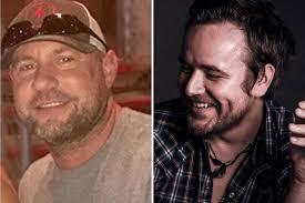 Dalton Domino performs "Corners" live