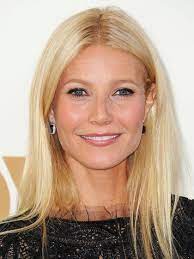 The 6 Best Haircuts For Square Faces Square Face Hairstyles Haircut For Square Face Square Face Shape