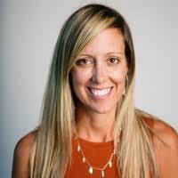 Rebecca Moen's Instagram, Twitter & Facebook