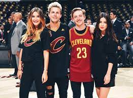 Die veröffentlichte nämlich das seltene foto. Lena Meyer Landrut Und Stefanie Giesinger Doppeldate Mit Ihrem Boys Starzip
