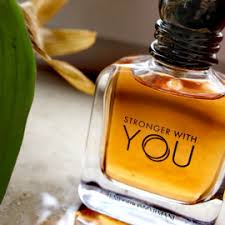 His communicates with sensuality, like the way smoky vanilla jungle essence™ falls in love with the sugar coated chestnut accord, succumbing to his magnetism: Giorgio Armani Emporio Armani Stronger With You