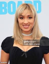 3,976 David Flores Photos & High Res Pictures