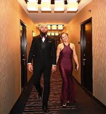 Ronda rousey / spouse / children Ronda Rousey Height Weight Age Husband Family Biography More Starsunfolded