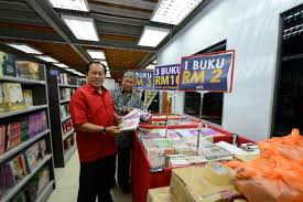It was incorporated on april 12, 2000. Perbadanan Perusahaan Kecil Dan Sederhana Malaysia Lawatan Rasmi Yb Datuk Ahmad Maslan Ke Pts Bookcafe Sdn Bhd