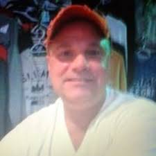 Stream Robert Mantia music