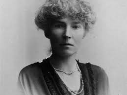 Donâ?Tt forget all the historical women who held up oppression