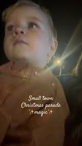 Christmas family photos 🫶🏻♥️ it feels like a lifetime since we have done  family photos. Swipe to see the last time we did family photos. Brodie was  younger than Dean! (We have