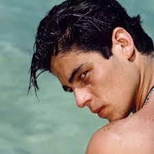 Happy Birthday to Benicio Del Toro! He was born