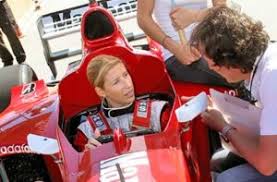 Ein fester, immer wieder verwendeter sprachlicher ausdruck die formel eines eides/eines glaubensbekenntnisses/für die begrüßung, eine. Formel 3 Oder Formel 1 Wagen Selber Fahren Hier Zur Rennstrecke