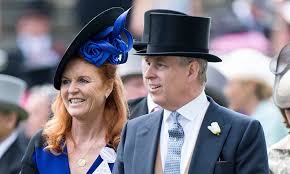 We willen je voorstellen aan august philip hawke brooksbank, schrijft de prinses bij een reeks foto's waarop zij en jack poseren met hun eerste kind. Sarah Ferguson And Prince Andrew S Relationship After Divorce