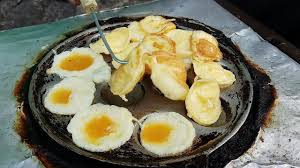 Saya pengusaha telur asin yg baru berkembang,membutuhkan suplier telur bebek fresh dg kuning telur yg berwarna orange(agak merah). Murah Banget Telor Puyuh Digorengin Cuma Rp 1000 Telor Dadar Paling Kecil Youtube