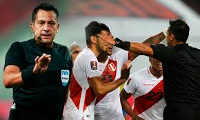 Reimond manco 'explotó' en instagram contra julio bascuñán. Peru Vs Brasil Julio Bascunan Es Castigado Por Mal Arbitraje En Eliminatorias Qatar 2022 Atv