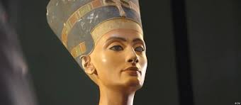Bức tượng bán thân Nefertiti: Nữ hoàng bí ẩn, cuốn hút suốt 3.500 năm