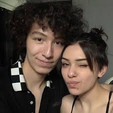 Pin de Sara em sub urban