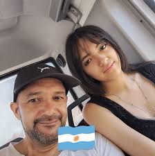 🚨 CIFRAS DE LOCURA CON 40 AÑOS😮‍💨 Considerando club y selección,  Cristiano Ronaldo suma ¡¡15 GOLES Y 2 ASISTENCIAS!! en 15 partidos  disputados durante la presente temporada. Cositas del juvenil de 40 años de  edad.🔥