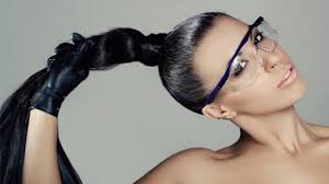 To achieve this, we advise you to use styling strips, soak it inside your alcohol solution for about 5 minutes then place it on your hair. How To Remove Glue From Hair Easy Ways To Get Rid Of Glue In A Jiffy