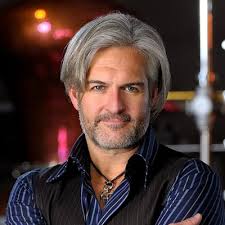 Ian MacNeil (@IanGJMacNeil)