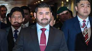 Dyam tunku mahkota ismail ibni sultan ibrahim, pemangku raja bertitah menegaskan bahawa negara hanya boleh maju jika. Malaysian Prince Tunku Ismail Quits As Fa President As Com