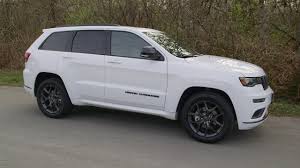 The jeep's sport mode is best suited for this kind of driving, with its stiffer suspension settings and reprogrammed shift mapping. 2019 Jeep Grand Cherokee Limited X Youtube