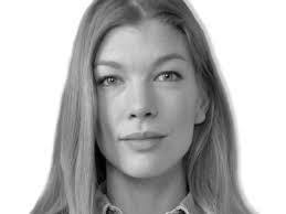 Laura Burda's Instagram, Twitter & Facebook