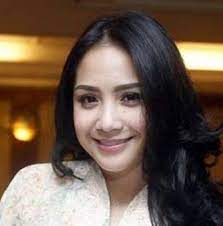 Menpora zainudin amali akhirnya buka suara. Nagita Slavina Celebrity