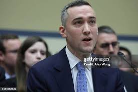 26,593 Ex Global Stock Photos, High-Res Pictures, and Images