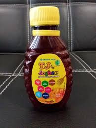 Yang kecik tu jenuh sikit nak pujuk makan.ikut mood…tapi semalam try bagi, mungkin mealshakes buat dia lapaq kan…tu jamu makan apa semua makan.hehe. Vitamin Penambah Nafsu Makan Anak Novarty