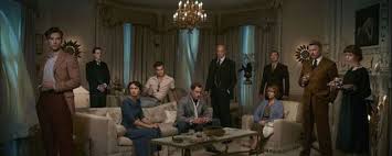 Dix personnes qui ne se connaissent pas se retrouvent bloquées sur l'île du soldat, dans la magnifique demeure de leur hôte commun, mystérieusement absent. Agatha Christie Dix Petits Negres Sur Tf1 Il N En Restera Qu Un Ou Presque News Series Allocine