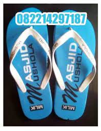  082214297187 Toko Souvenir Sandal Jepit Printing Di Bandung Di 2021 Sandal Jepit Sandal Dompet
