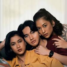 Klik tombol di bawah ini untuk pergi ke halaman website download film wonder woman 1984 (2020). Nonton Film Generasi 90an Melankolia 2020 Lk21 Trailer Film Film Movies