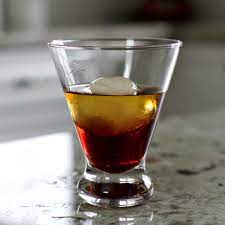 2 tbsp powdered peanut butter (like pb2) 2 tbsp peanut butter chips. Peanut Butter Whiskey Pb And J Drink Recipe Homemade Food Junkie