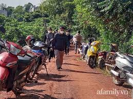 Theo công an tỉnh bắc giang, vào khoảng 21h20' tối ngày 6/3, tại số nhà 04, đường xương giang, phường trần phú, tp bắc giang xảy ra vụ xô . Xot Xa Ä'am Tang 3 NgÆ°á»i Vá»¥ Tháº£m An á»Ÿ Báº¯c Giang NgÆ°á»i Than Gá»¥c Nga