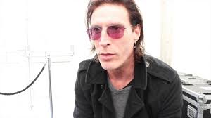 Sean Kinney tells Rhythm his favourite ever drum beat