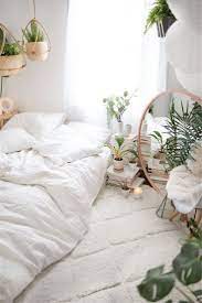 However, having a small place to sleep and store your belongings doesn't mean you should sacrifice style and comfort. Pin On Apartment
